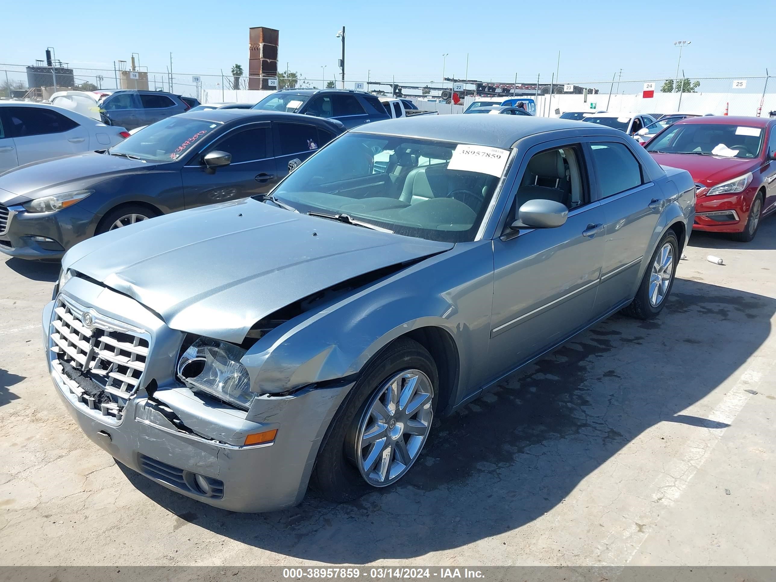 Photo 1 VIN: 2C3KA53G27H793193 - CHRYSLER 300 