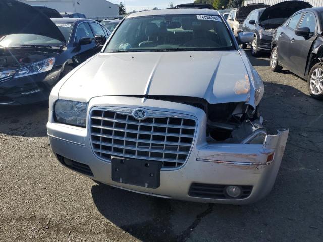 Photo 4 VIN: 2C3KA53G37H810759 - CHRYSLER 300 