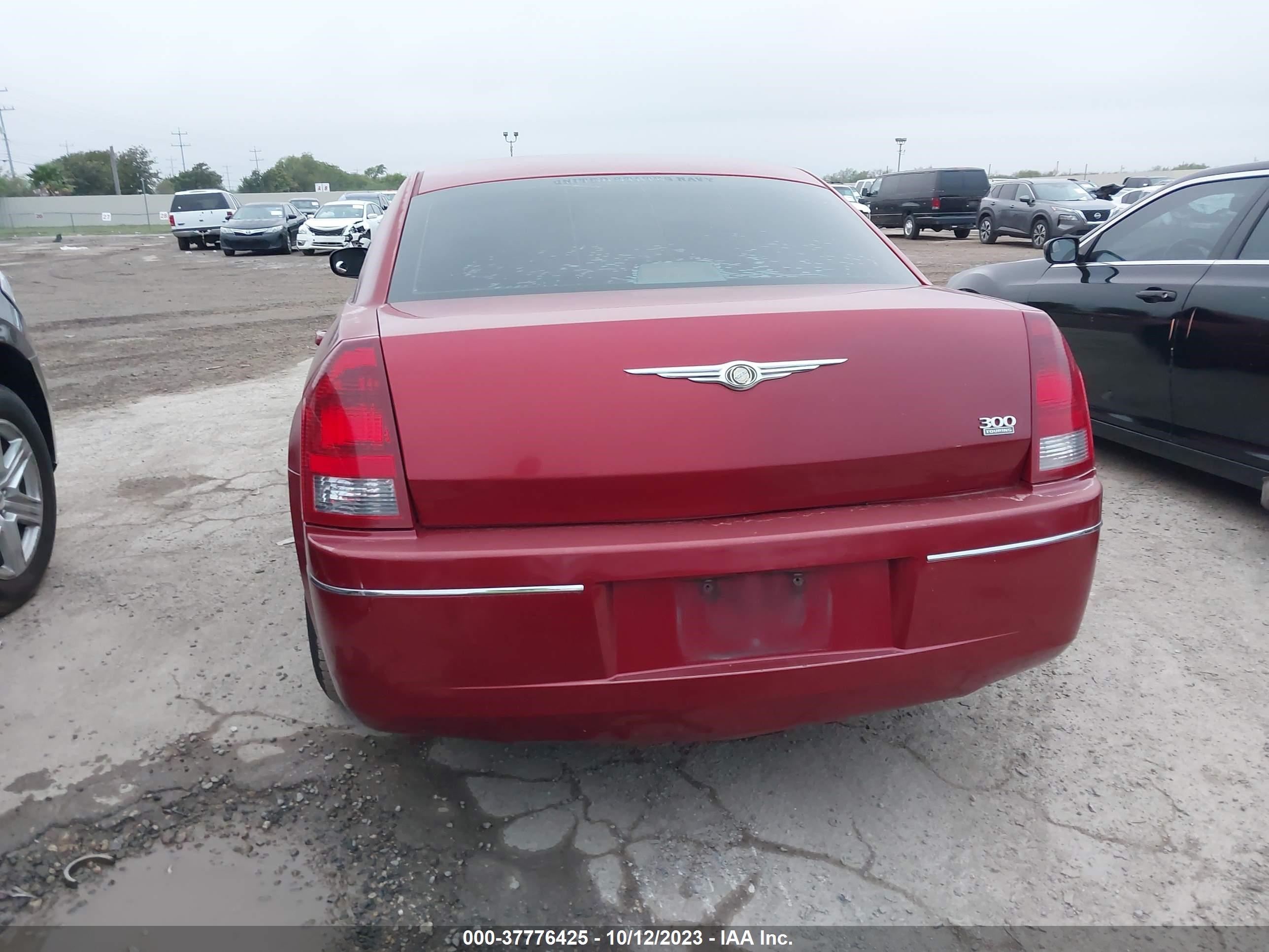 Photo 15 VIN: 2C3KA53G37H859556 - CHRYSLER 300 