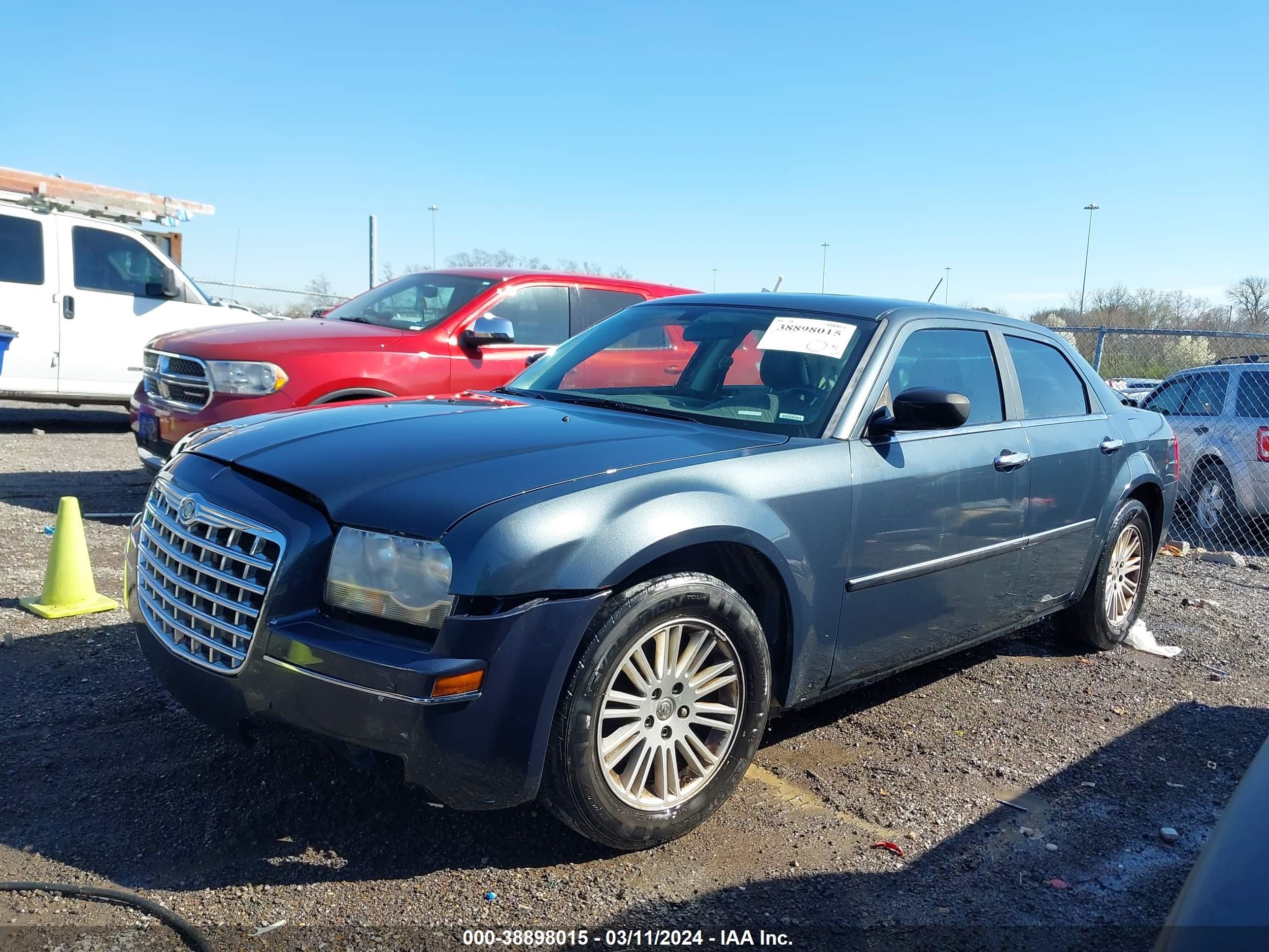 Photo 1 VIN: 2C3KA53G38H164849 - CHRYSLER 300 