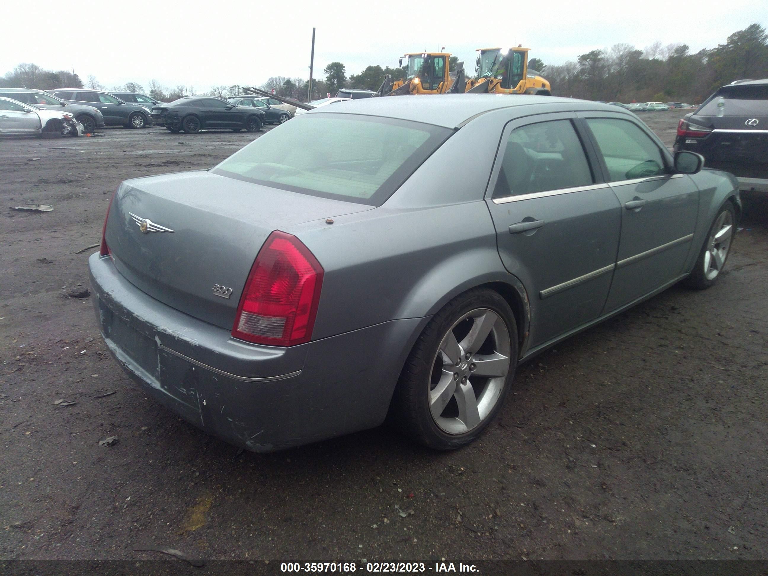 Photo 3 VIN: 2C3KA53G46H268389 - CHRYSLER 300 