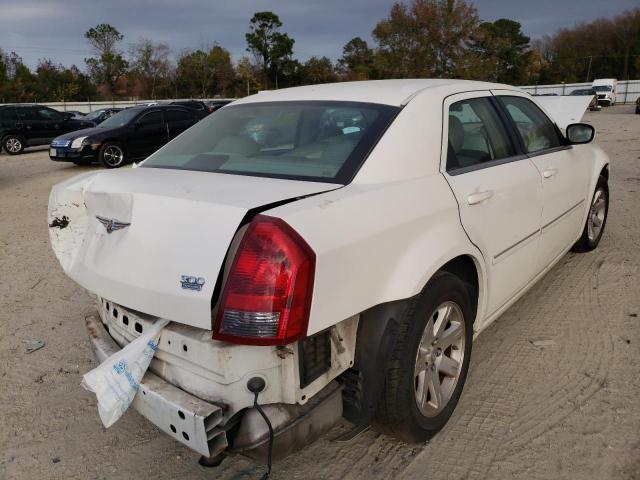 Photo 3 VIN: 2C3KA53G46H405380 - CHRYSLER 300 