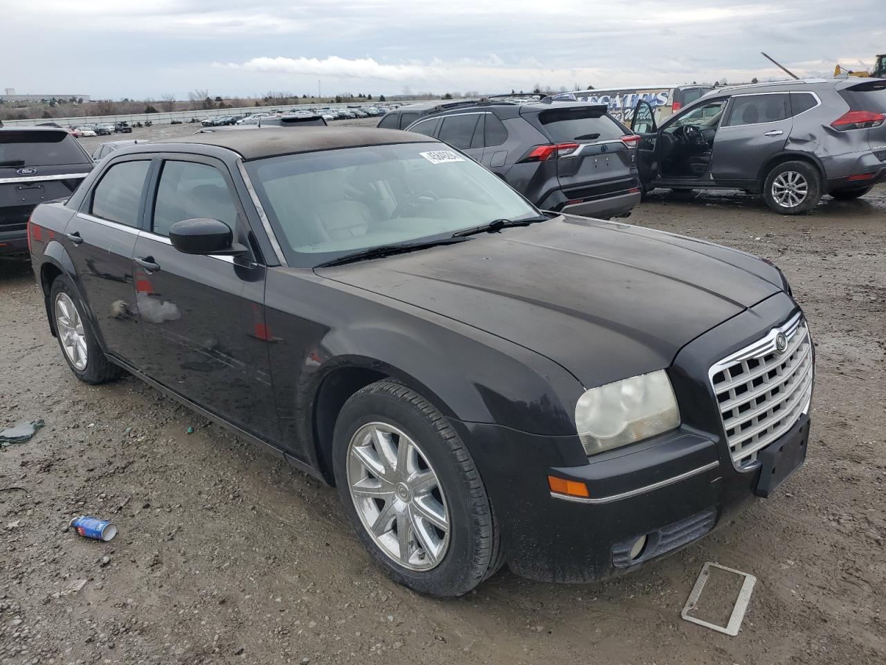 Photo 3 VIN: 2C3KA53G47H635129 - CHRYSLER 300 