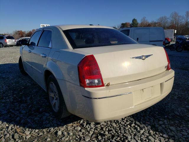 Photo 2 VIN: 2C3KA53G47H727857 - CHRYSLER 300 