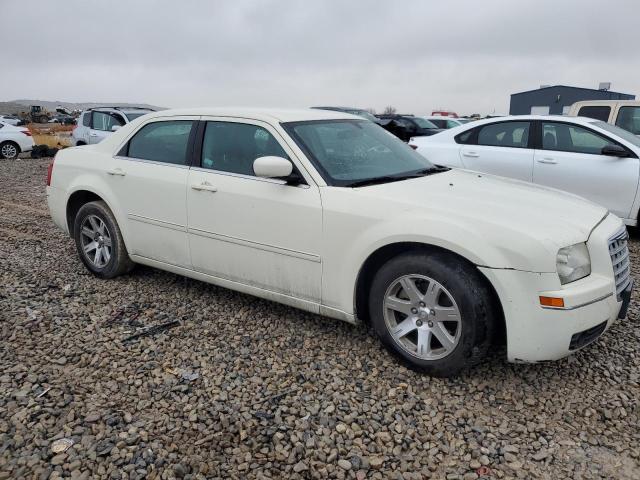 Photo 3 VIN: 2C3KA53G47H858447 - CHRYSLER 300 