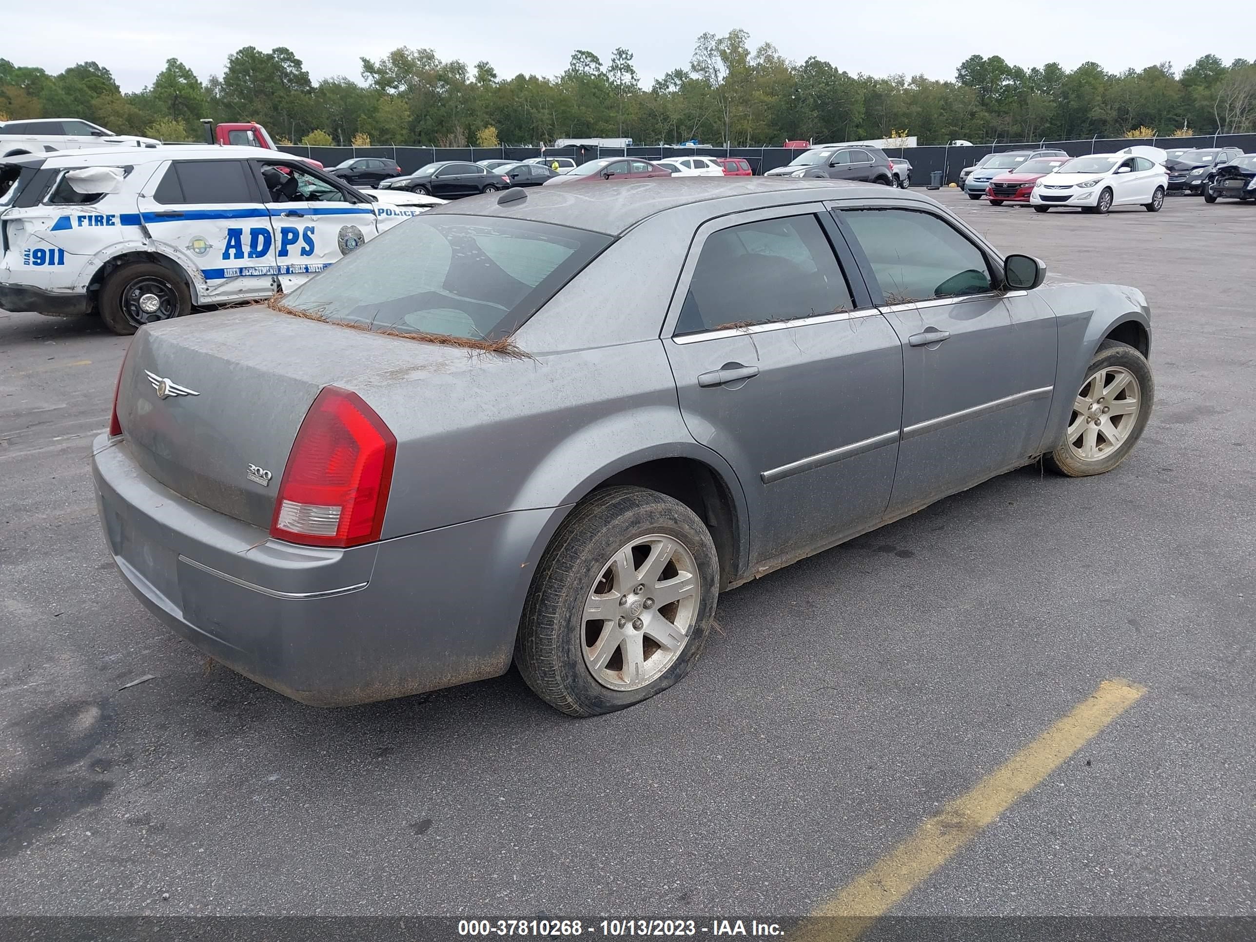 Photo 3 VIN: 2C3KA53G56H228967 - CHRYSLER 300 