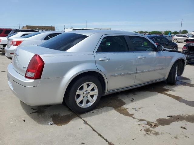 Photo 2 VIN: 2C3KA53G56H257885 - CHRYSLER 300 