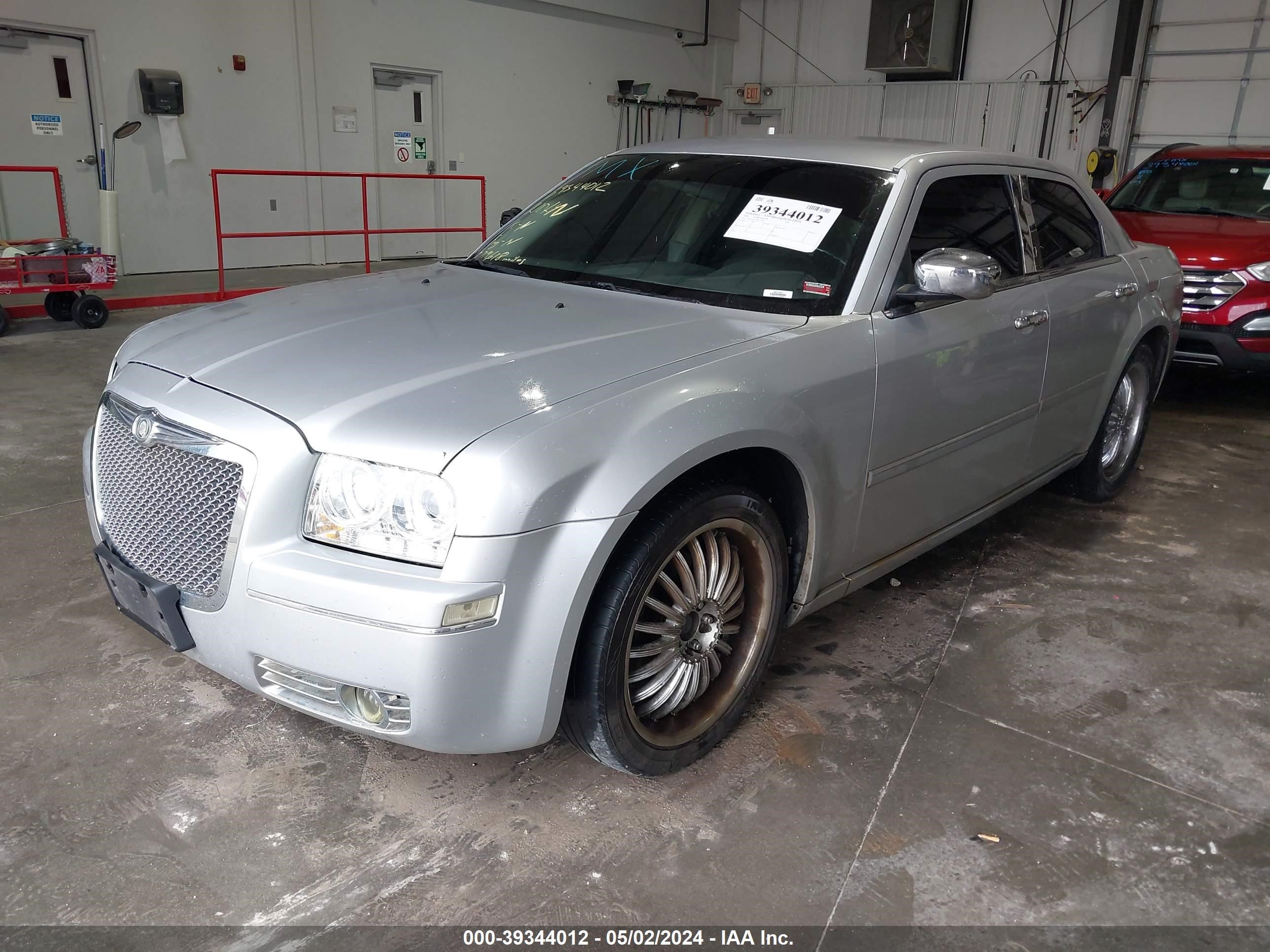 Photo 1 VIN: 2C3KA53G56H357677 - CHRYSLER 300 