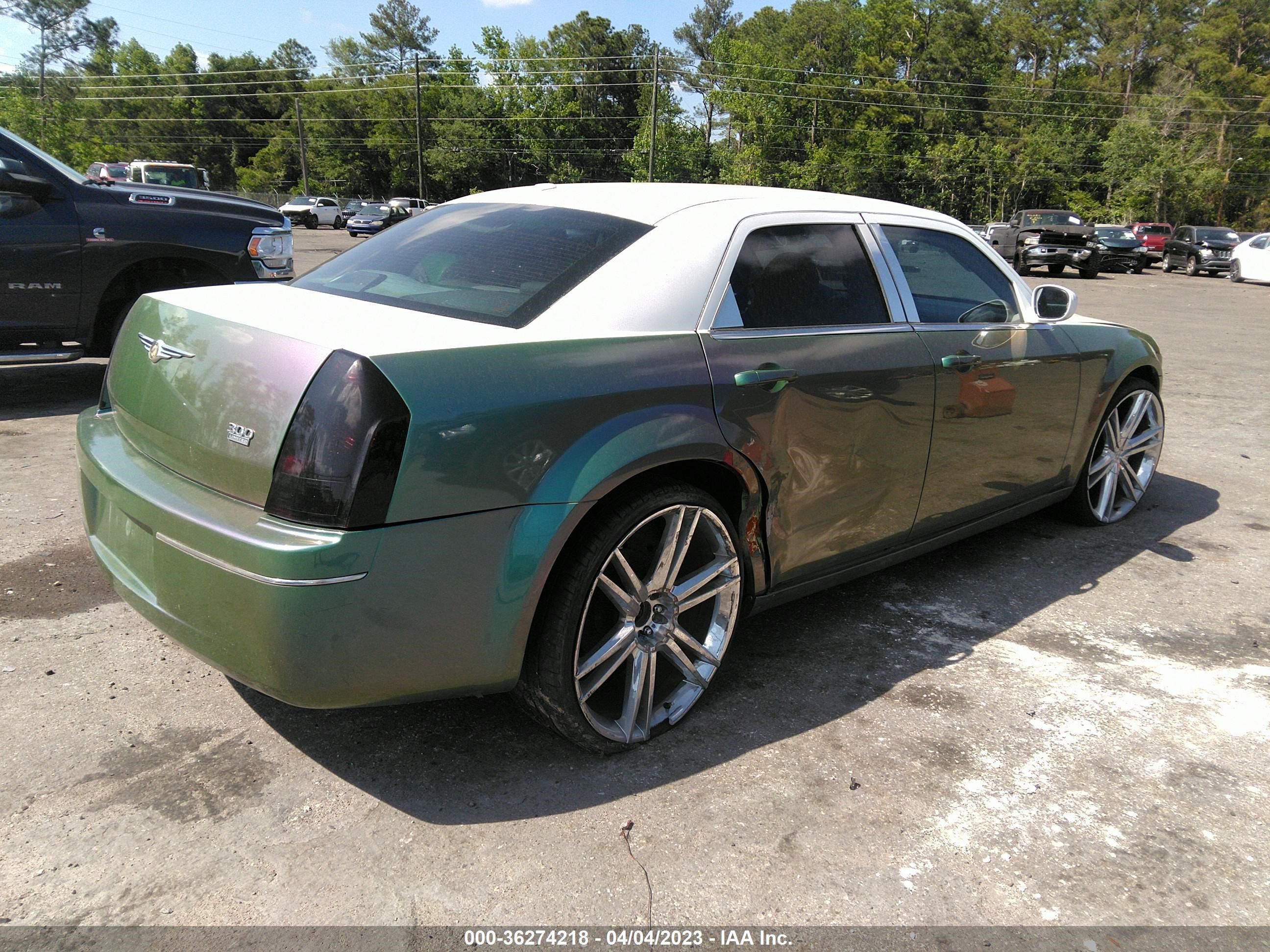 Photo 3 VIN: 2C3KA53G67H896164 - CHRYSLER 300 