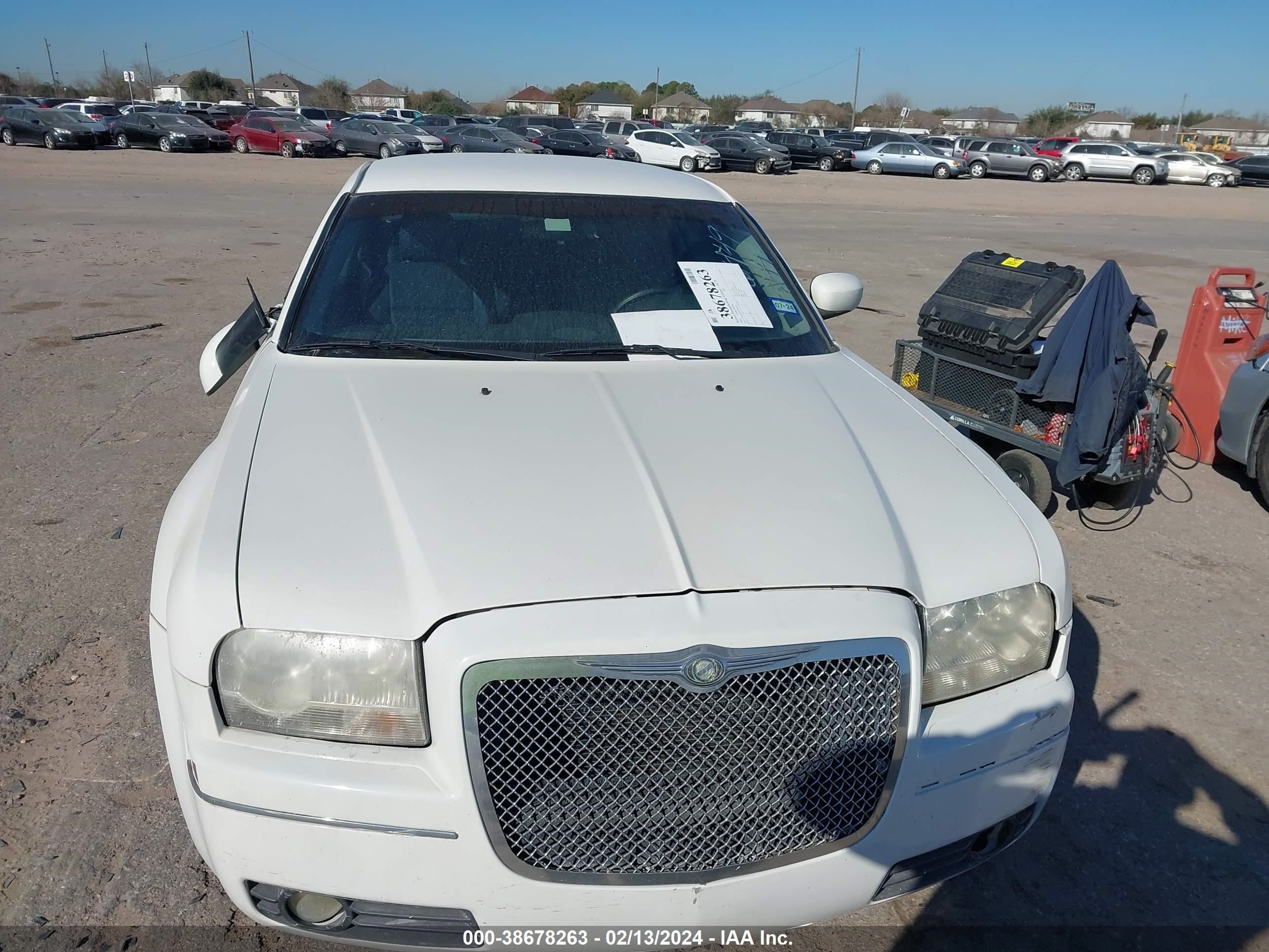 Photo 5 VIN: 2C3KA53G76H496144 - CHRYSLER 300 