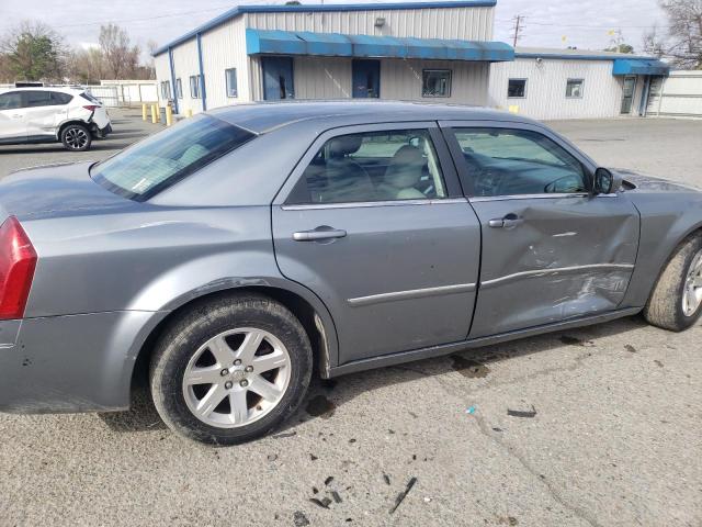 Photo 8 VIN: 2C3KA53G77H705450 - CHRYSLER 300 TOURIN 