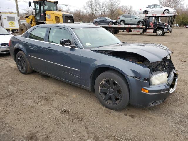 Photo 3 VIN: 2C3KA53G77H707635 - CHRYSLER 300 