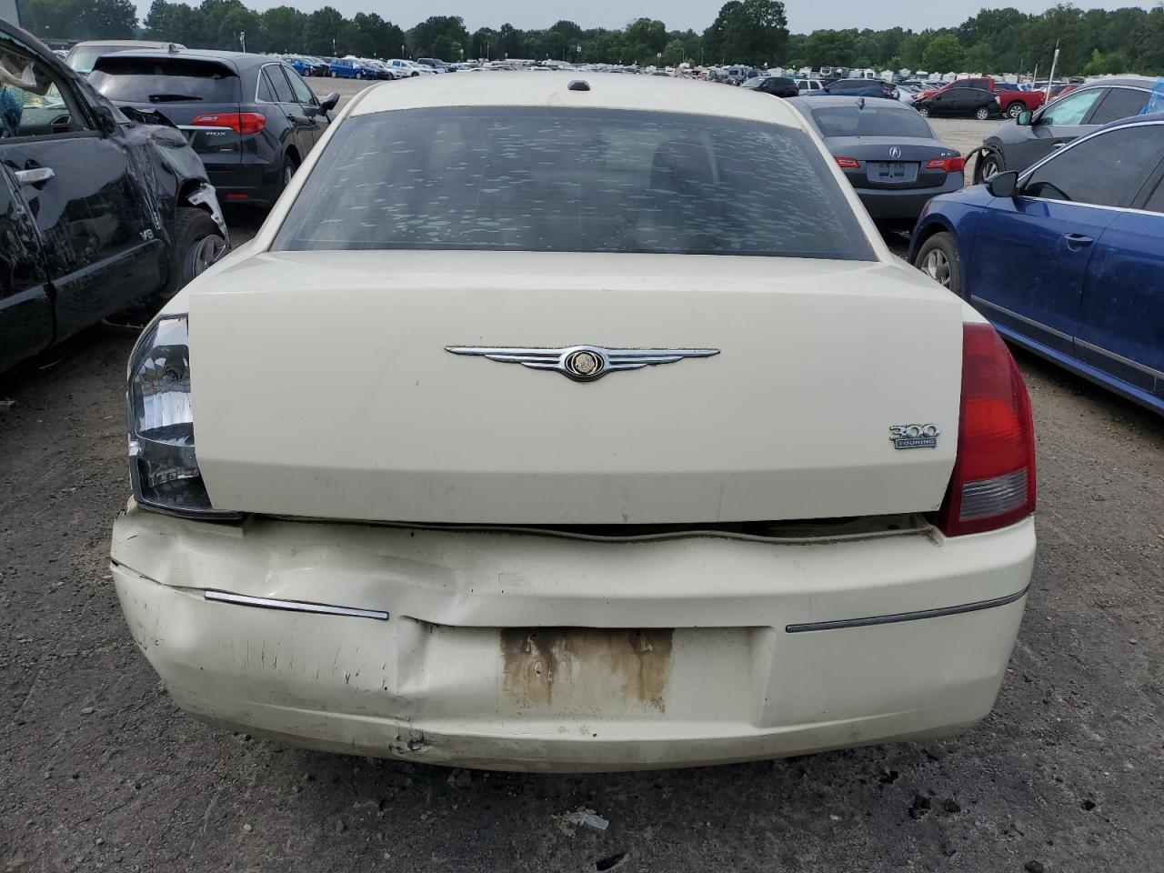 Photo 5 VIN: 2C3KA53G77H728016 - CHRYSLER 300 