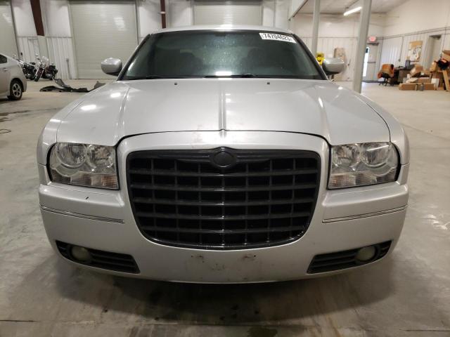 Photo 4 VIN: 2C3KA53G86H525604 - CHRYSLER 300 