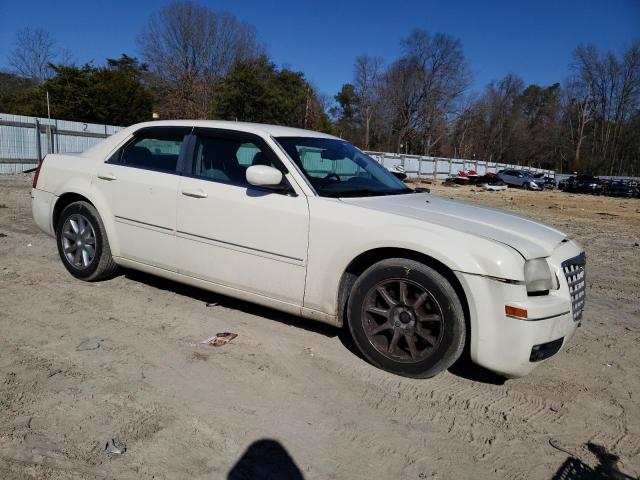 Photo 3 VIN: 2C3KA53G87H679554 - CHRYSLER 300 