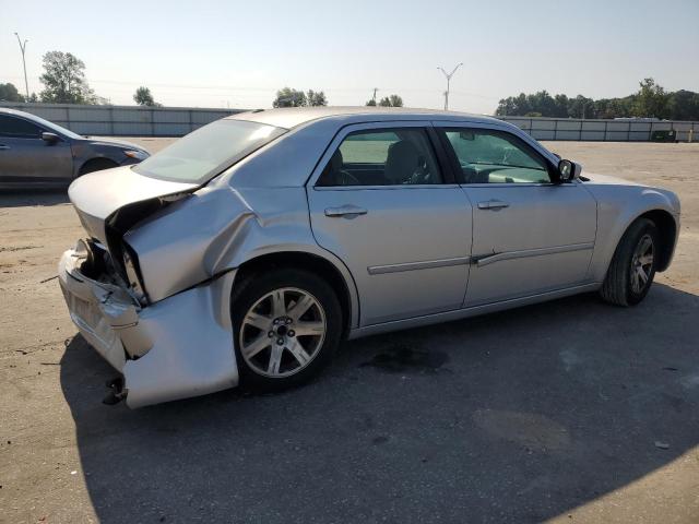 Photo 2 VIN: 2C3KA53G87H692238 - CHRYSLER 300 TOURIN 