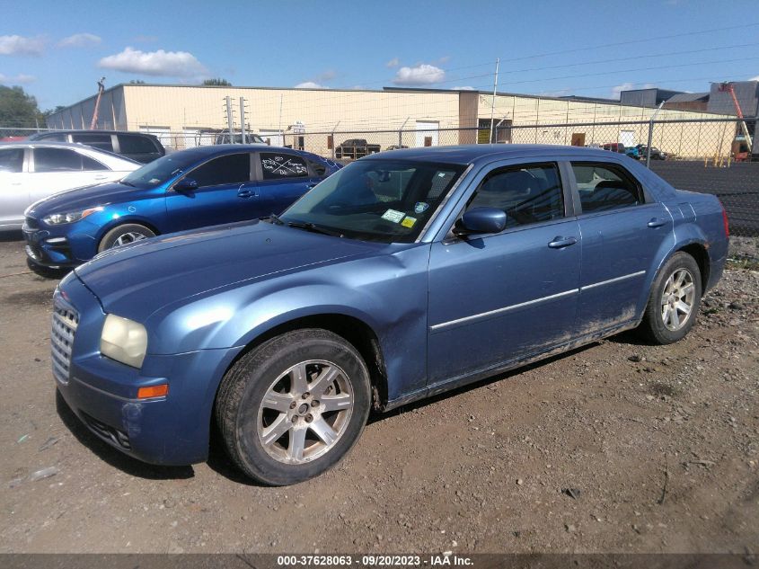 Photo 1 VIN: 2C3KA53G97H828277 - CHRYSLER 300 