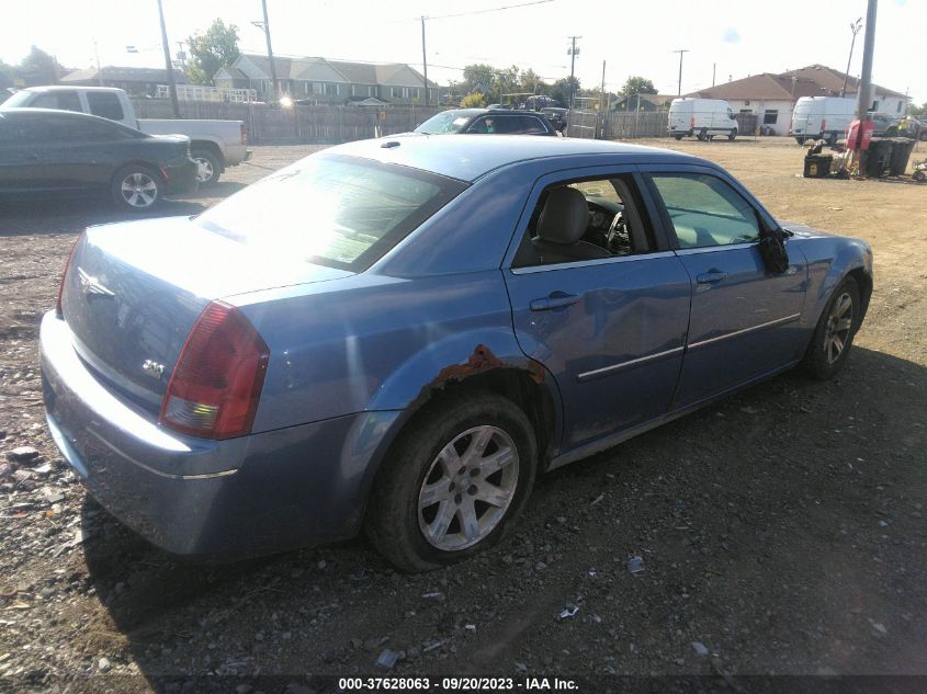 Photo 3 VIN: 2C3KA53G97H828277 - CHRYSLER 300 