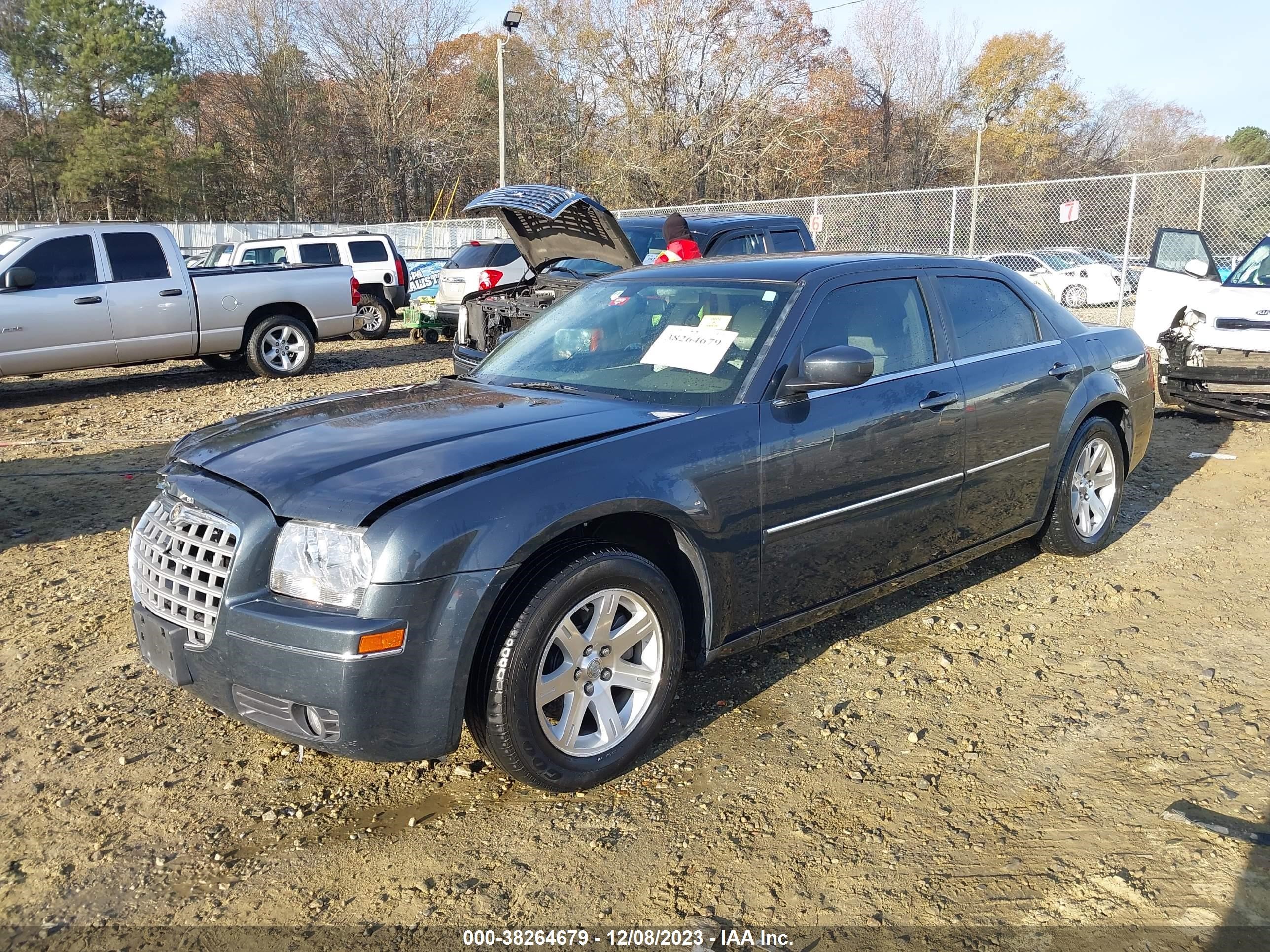 Photo 1 VIN: 2C3KA53G97H894506 - CHRYSLER 300 