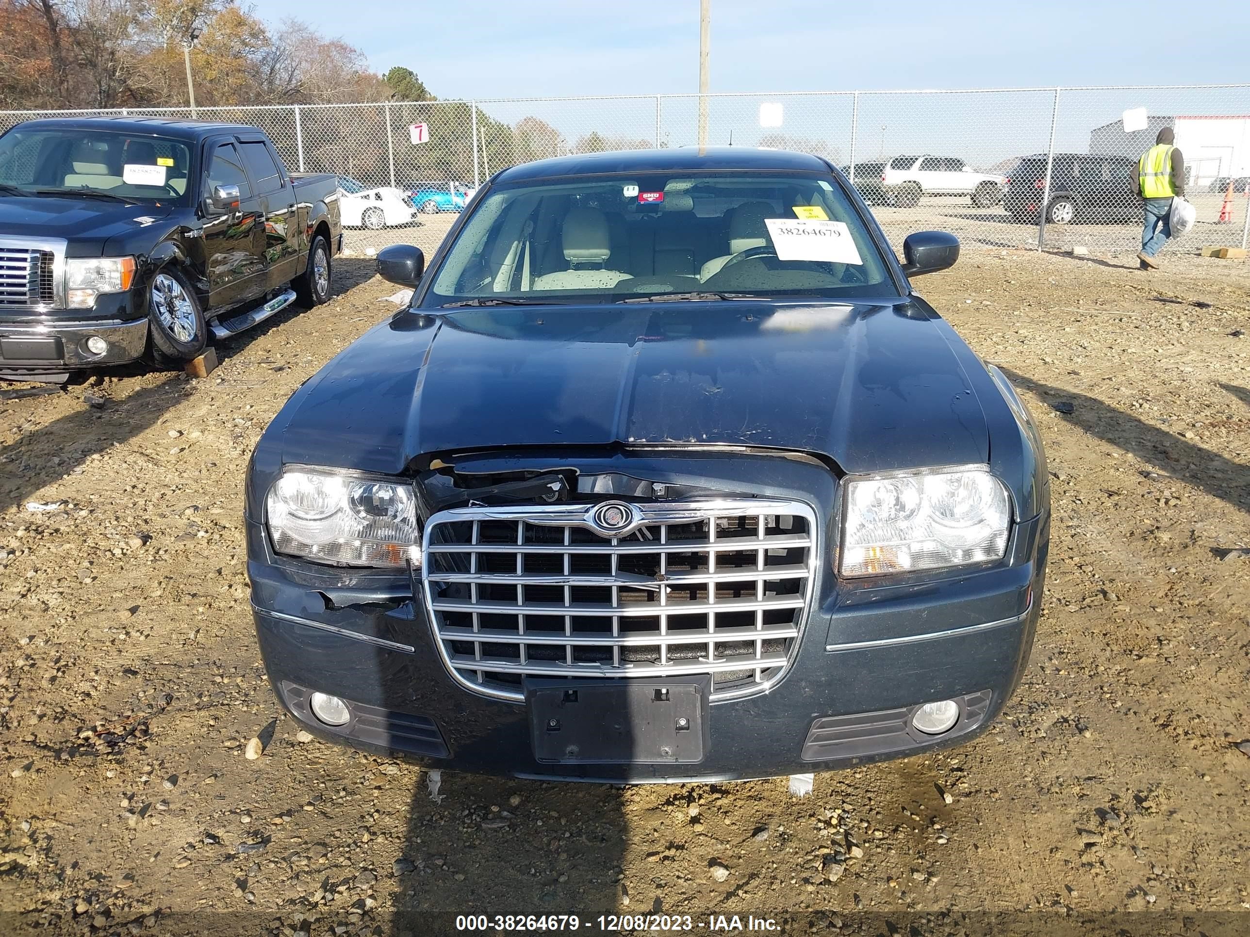 Photo 5 VIN: 2C3KA53G97H894506 - CHRYSLER 300 