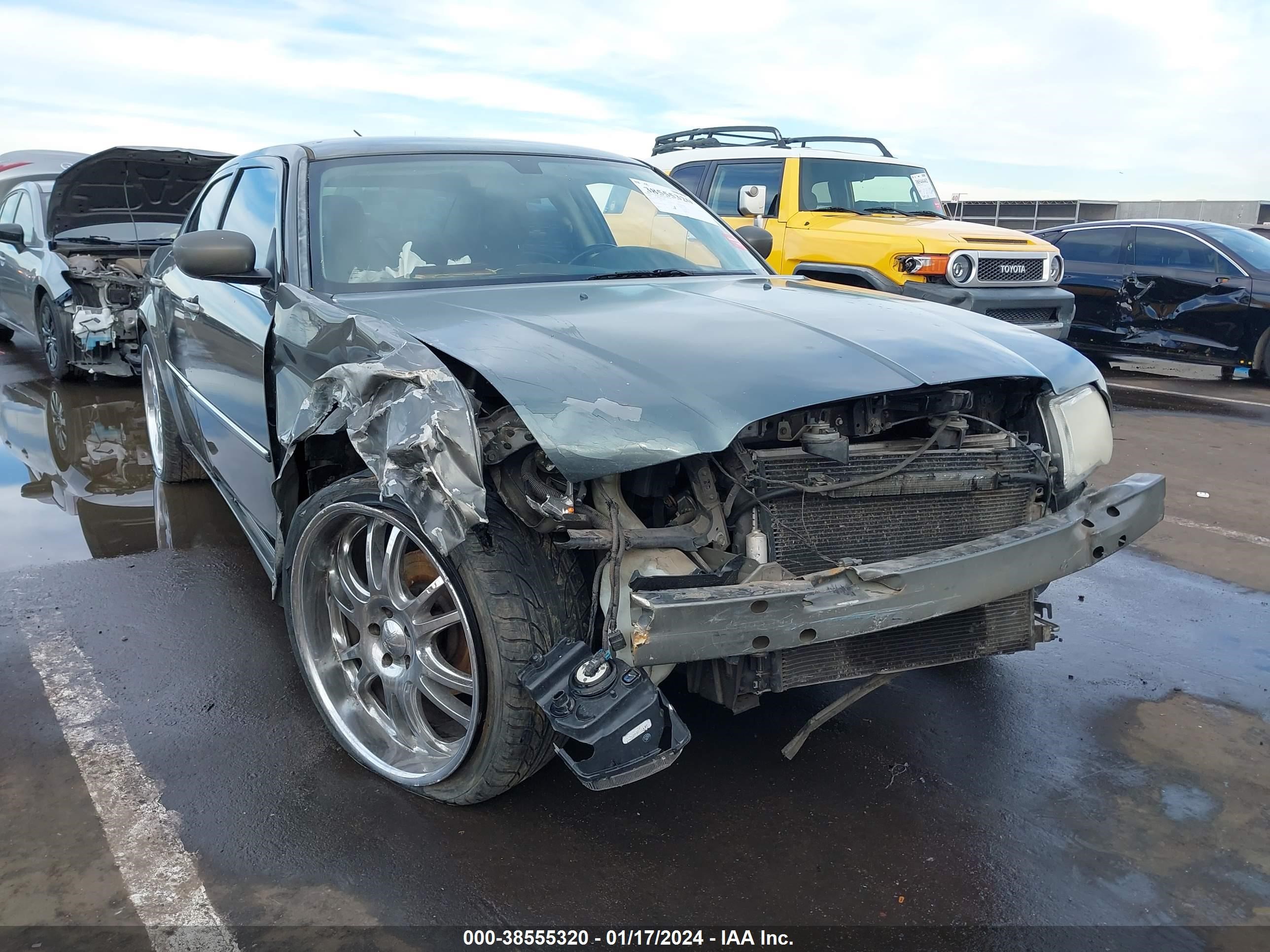 Photo 5 VIN: 2C3KA53G98H108950 - CHRYSLER 300 