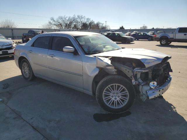 Photo 3 VIN: 2C3KA53G98H207896 - CHRYSLER 300 