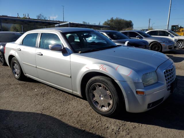 Photo 3 VIN: 2C3KA53GX6H353091 - CHRYSLER 300 