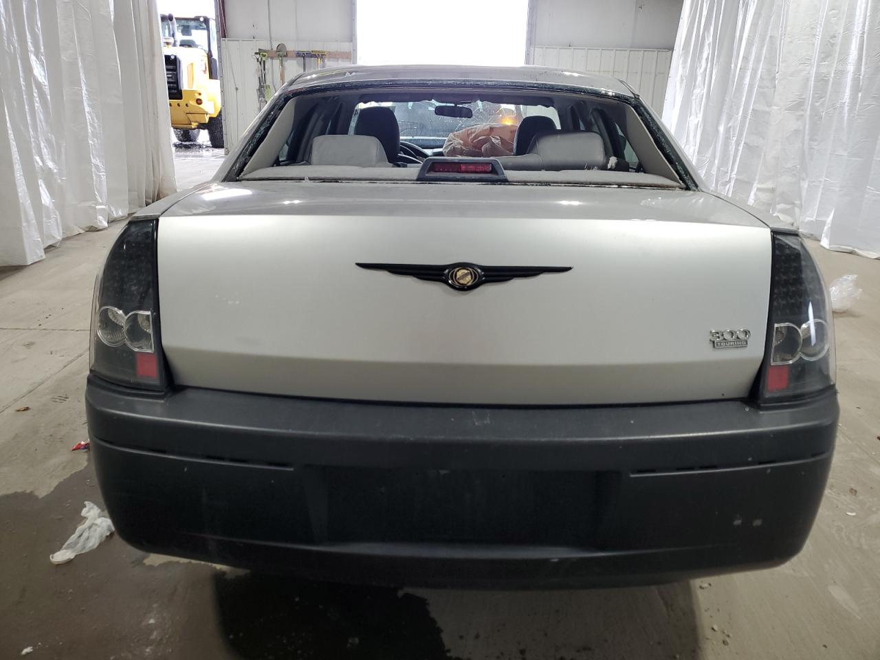 Photo 5 VIN: 2C3KA53GX7H682343 - CHRYSLER 300 