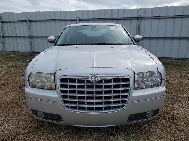 Photo 4 VIN: 2C3KA53V09H634996 - CHRYSLER 300 