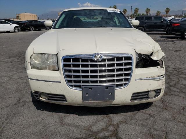 Photo 4 VIN: 2C3KA53V69H621623 - CHRYSLER 300 