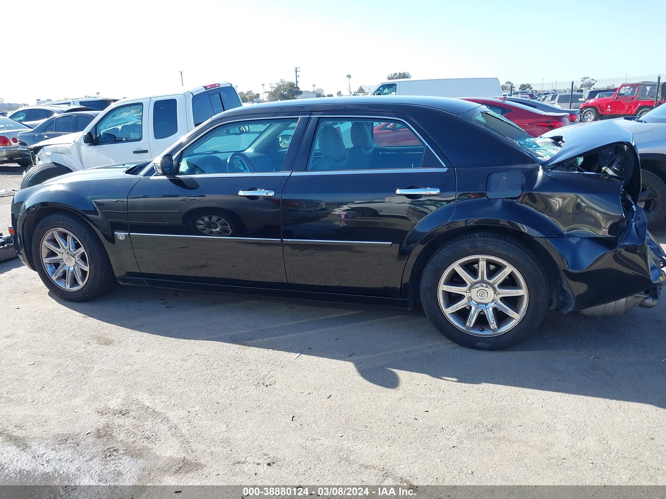 Photo 13 VIN: 2C3KA63H06H107634 - CHRYSLER 300C 