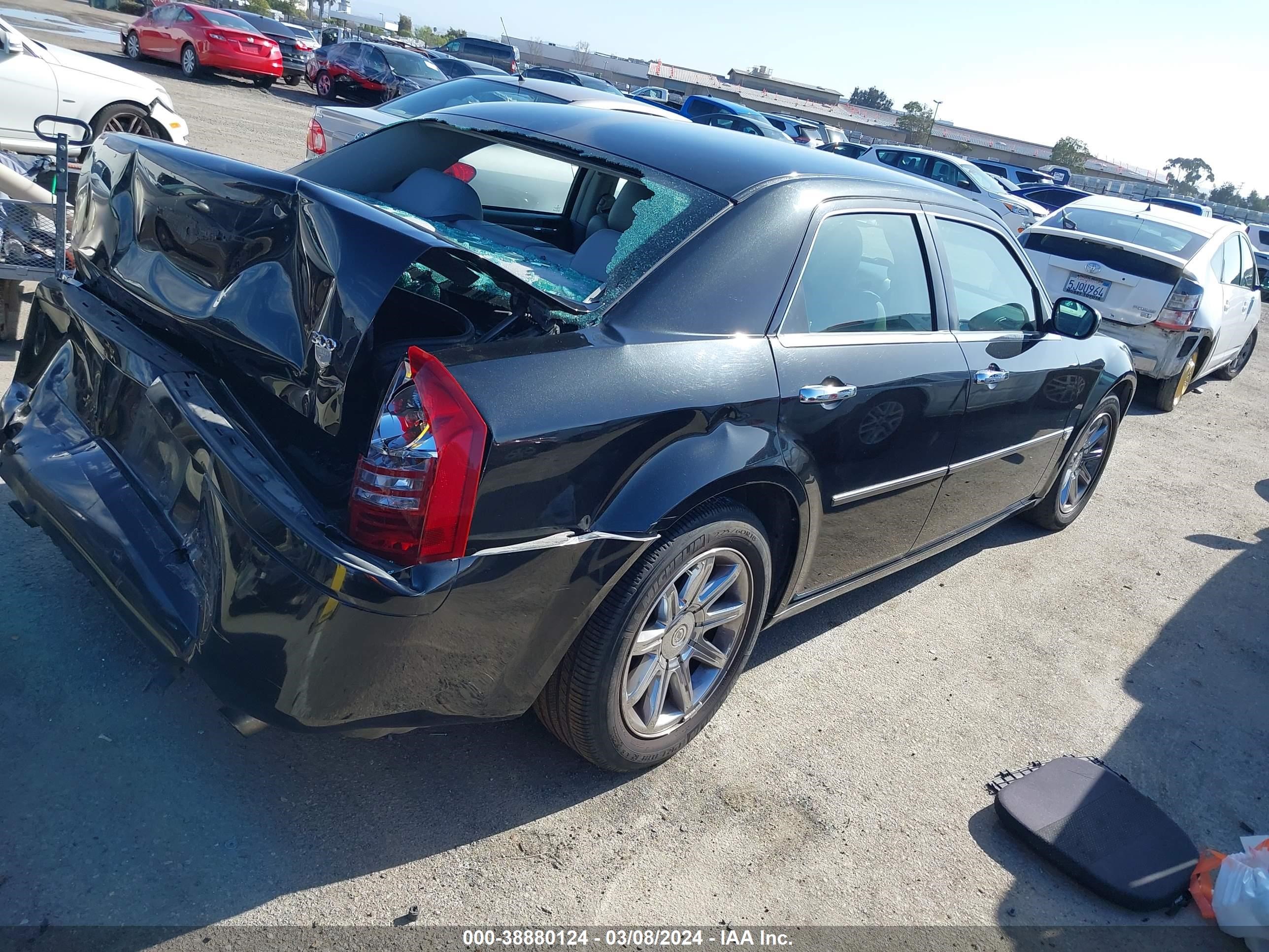 Photo 3 VIN: 2C3KA63H06H107634 - CHRYSLER 300C 