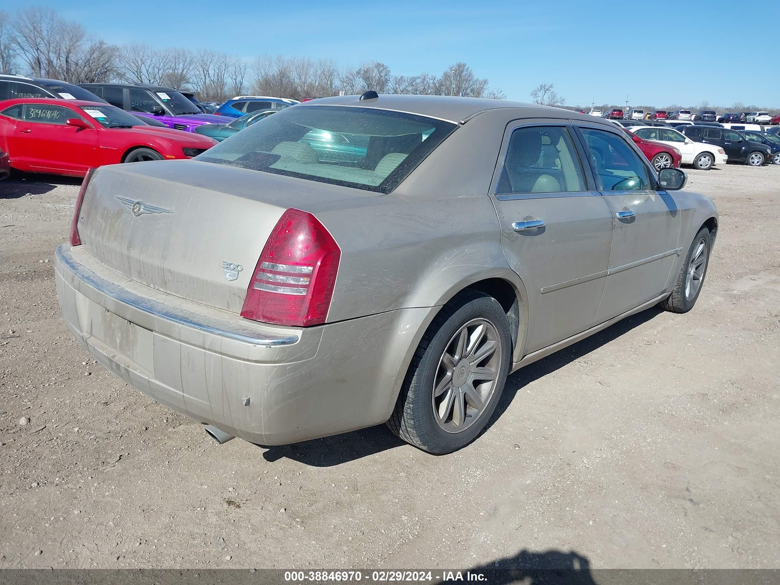 Photo 3 VIN: 2C3KA63H06H199649 - CHRYSLER 300C 