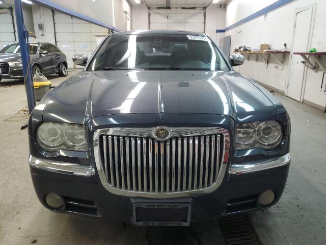 Photo 4 VIN: 2C3KA63H07H724372 - CHRYSLER 300C 