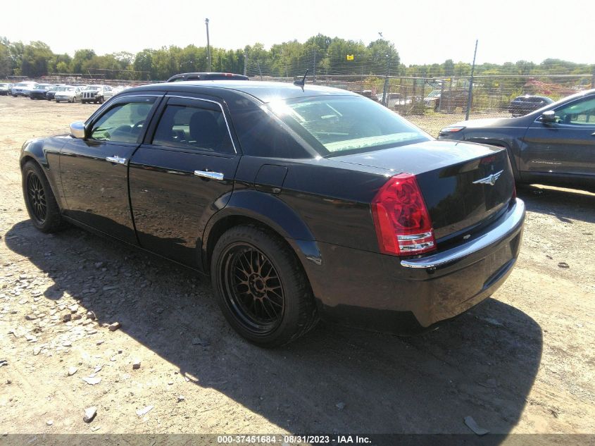 Photo 2 VIN: 2C3KA63H08H334695 - CHRYSLER 300 