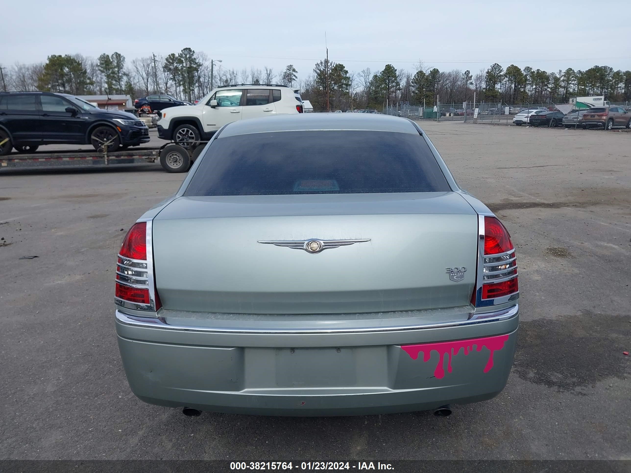 Photo 15 VIN: 2C3KA63H16H453918 - CHRYSLER 300 