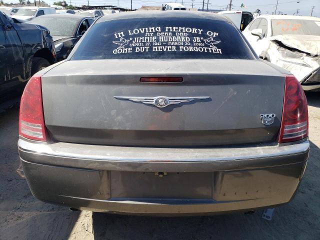 Photo 5 VIN: 2C3KA63H18H133081 - CHRYSLER 300 