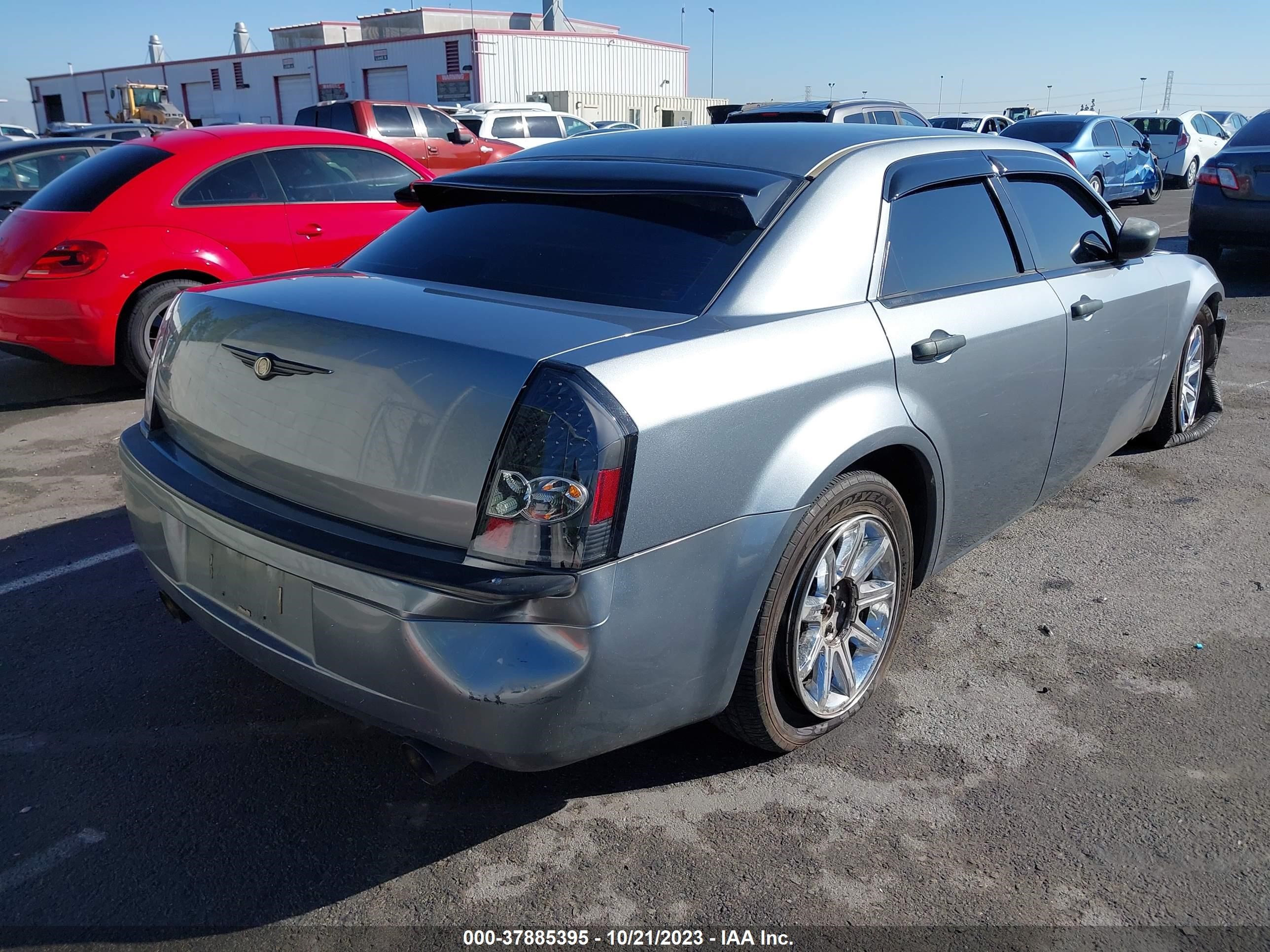 Photo 3 VIN: 2C3KA63H26H278255 - CHRYSLER 300 