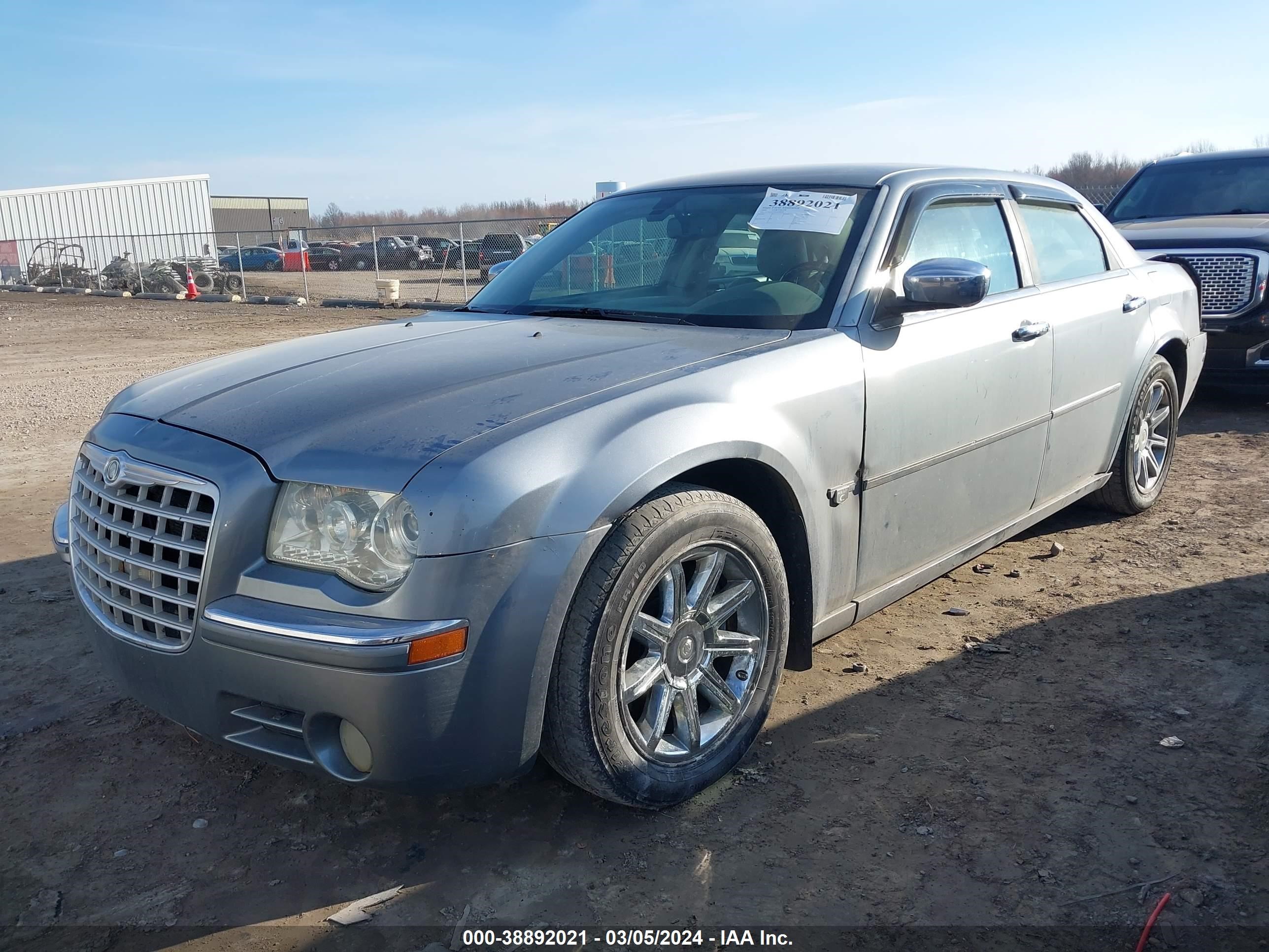 Photo 1 VIN: 2C3KA63H26H509140 - CHRYSLER 300C 