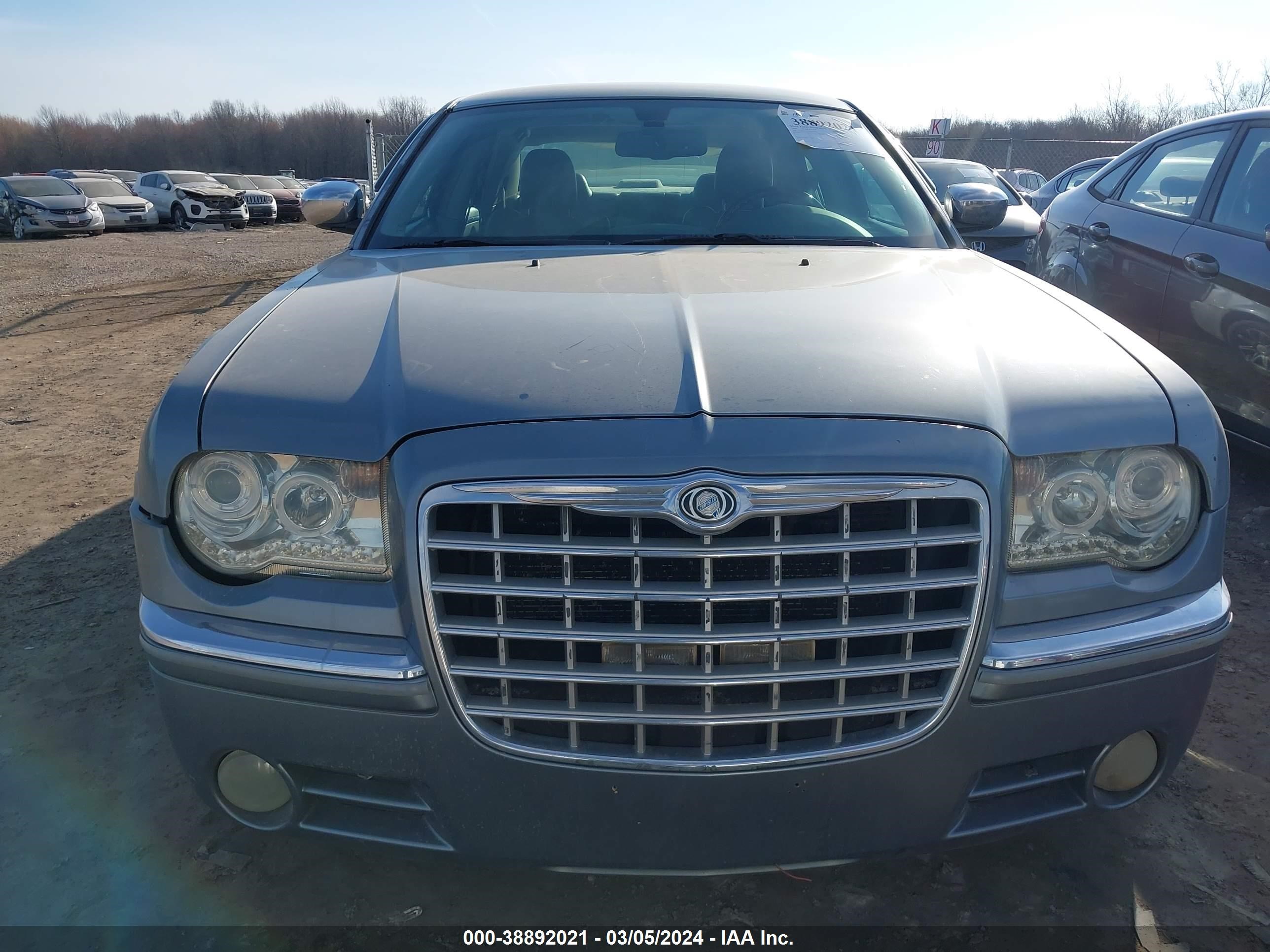 Photo 11 VIN: 2C3KA63H26H509140 - CHRYSLER 300C 