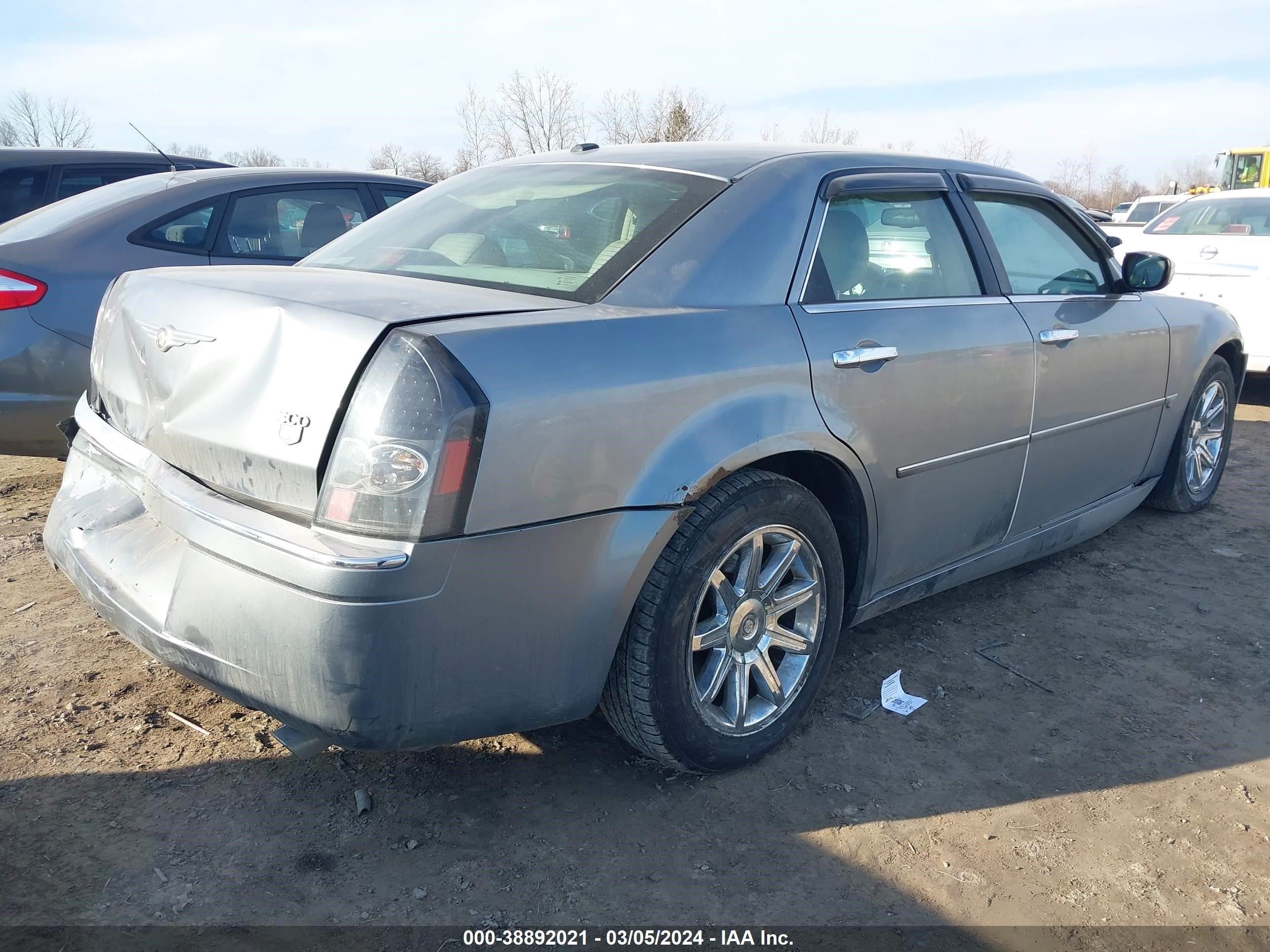 Photo 3 VIN: 2C3KA63H26H509140 - CHRYSLER 300C 