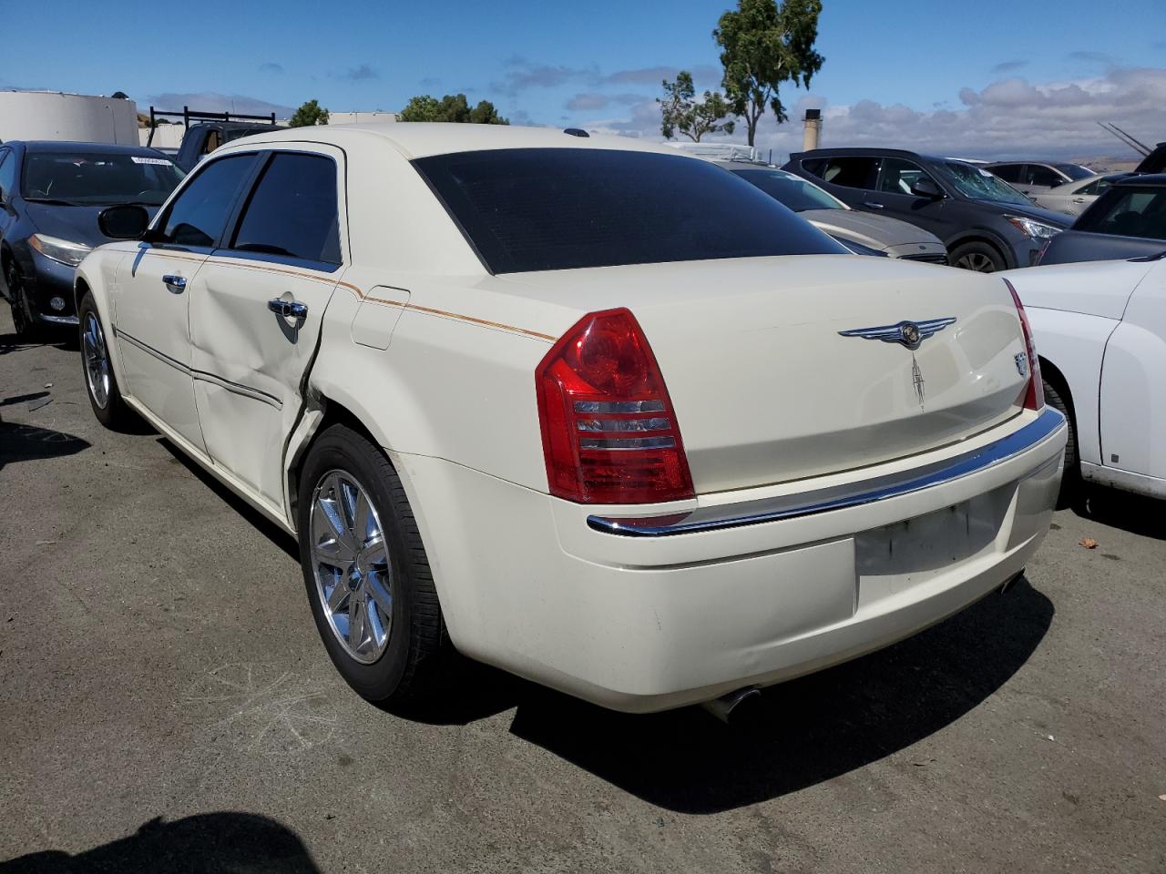 Photo 1 VIN: 2C3KA63H27H823811 - CHRYSLER 300 