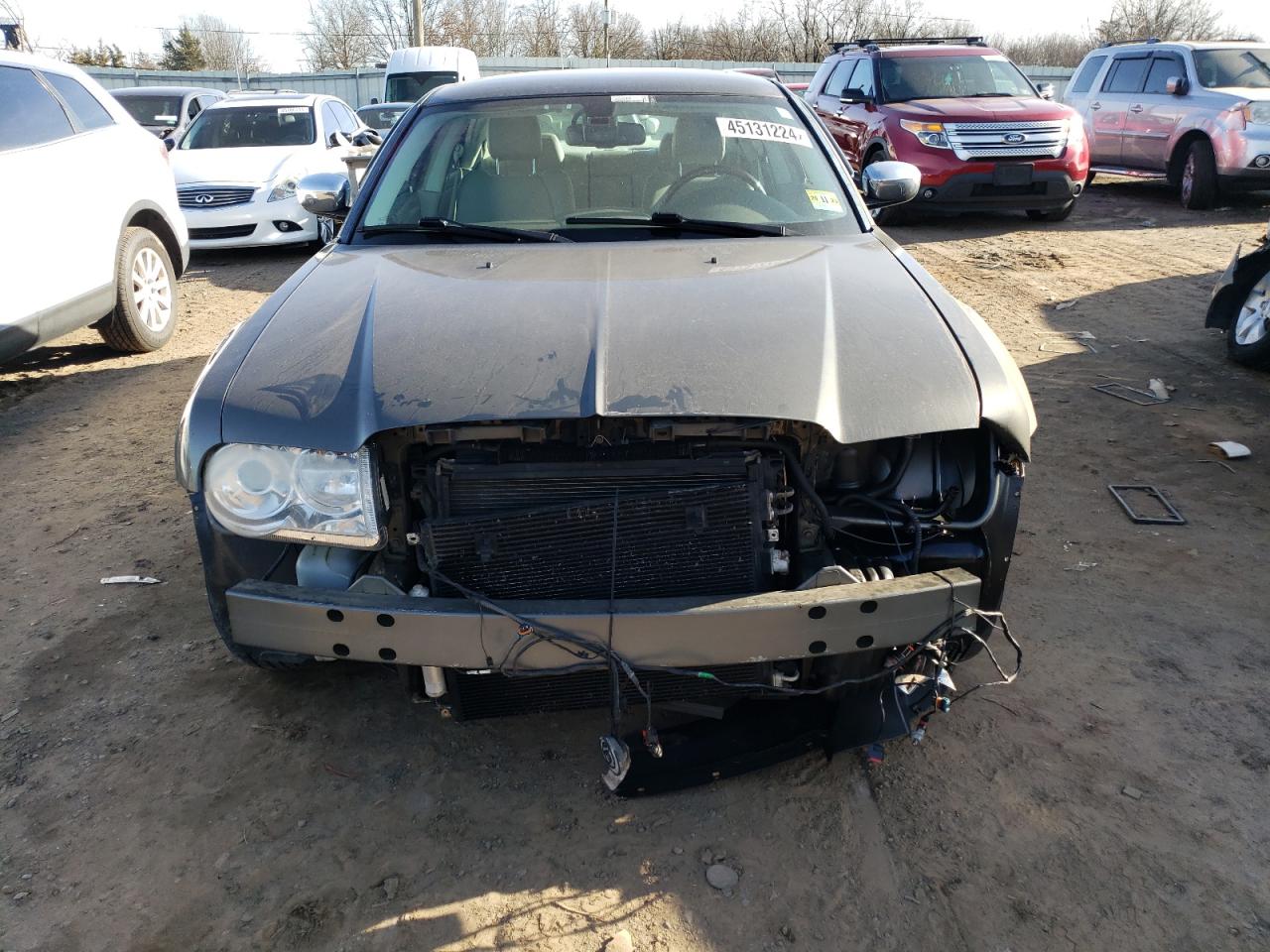 Photo 4 VIN: 2C3KA63H28H133610 - CHRYSLER 300 