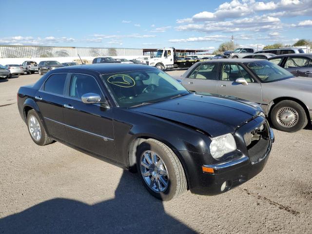 Photo 3 VIN: 2C3KA63H28H140332 - CHRYSLER 300 