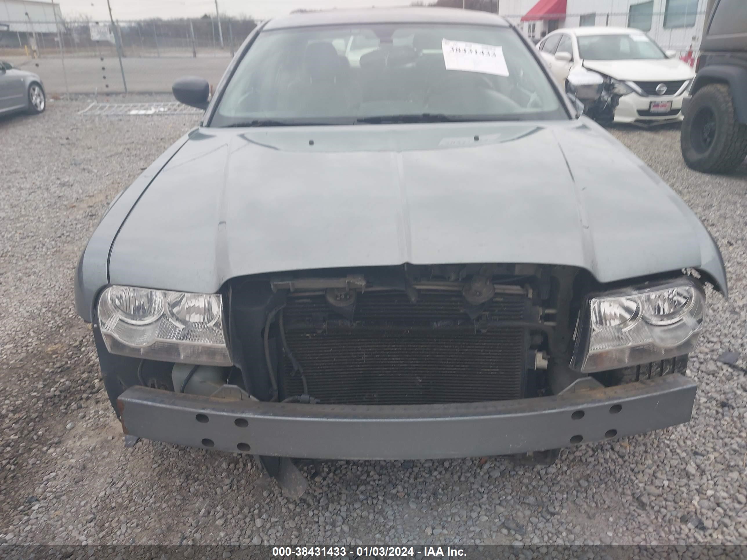 Photo 11 VIN: 2C3KA63H36H272383 - CHRYSLER 300 