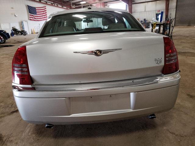 Photo 5 VIN: 2C3KA63H37H897254 - CHRYSLER 300 