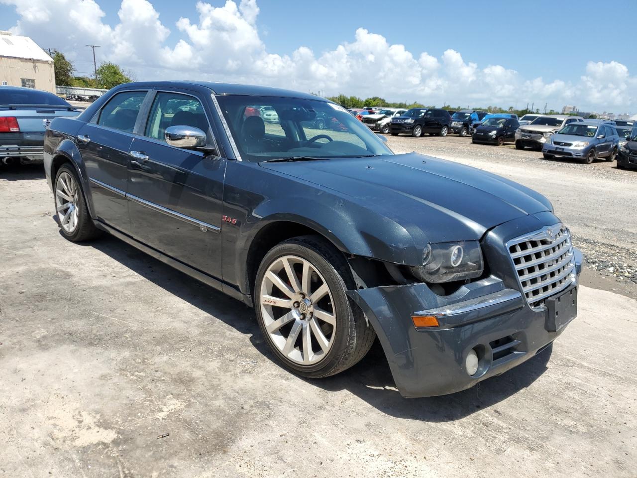 Photo 3 VIN: 2C3KA63H38H133079 - CHRYSLER 300 