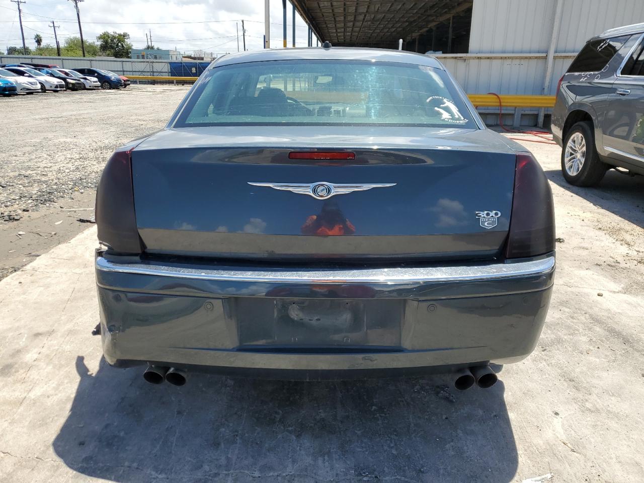 Photo 5 VIN: 2C3KA63H38H133079 - CHRYSLER 300 