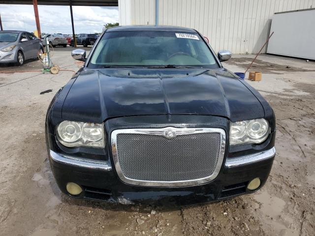 Photo 4 VIN: 2C3KA63H38H281359 - CHRYSLER 300C 