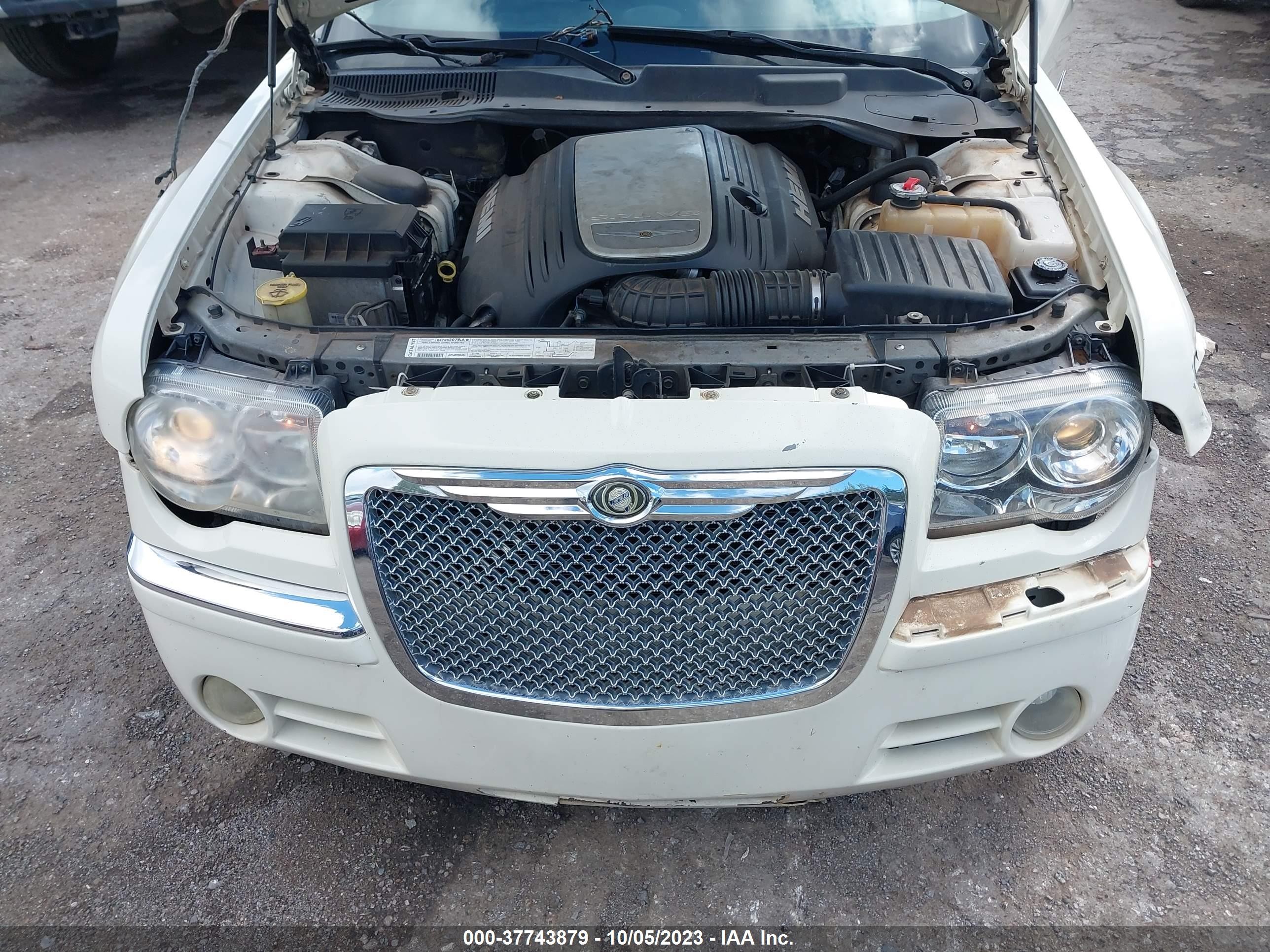 Photo 9 VIN: 2C3KA63H46H317430 - CHRYSLER 300 